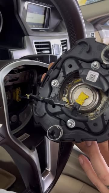 Direksiyon airbag modülünün kontrolü