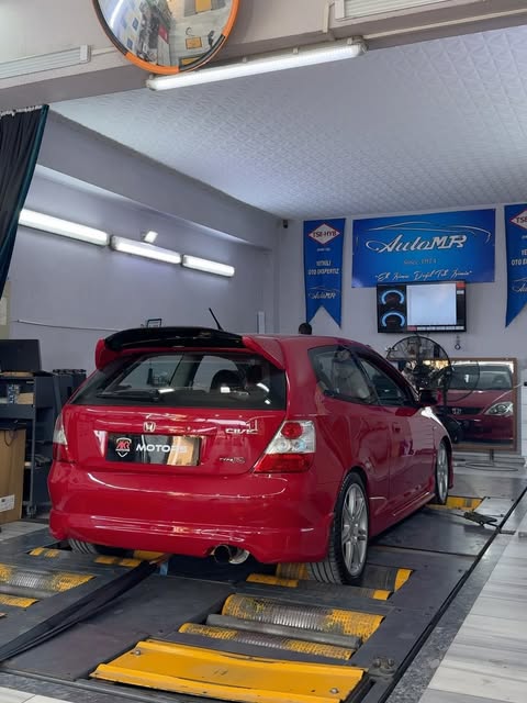 Honda Civic 4x4 dyno test hattında