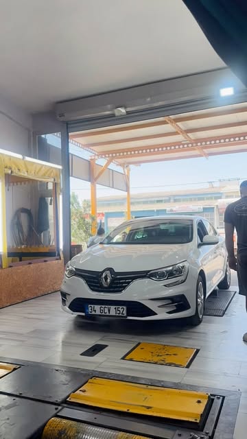 Renault Megane test hattına giriyor